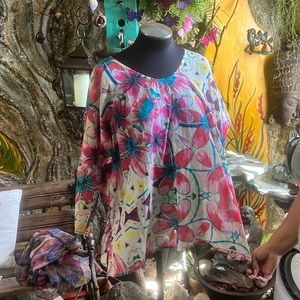 Johnny wass floral blouse